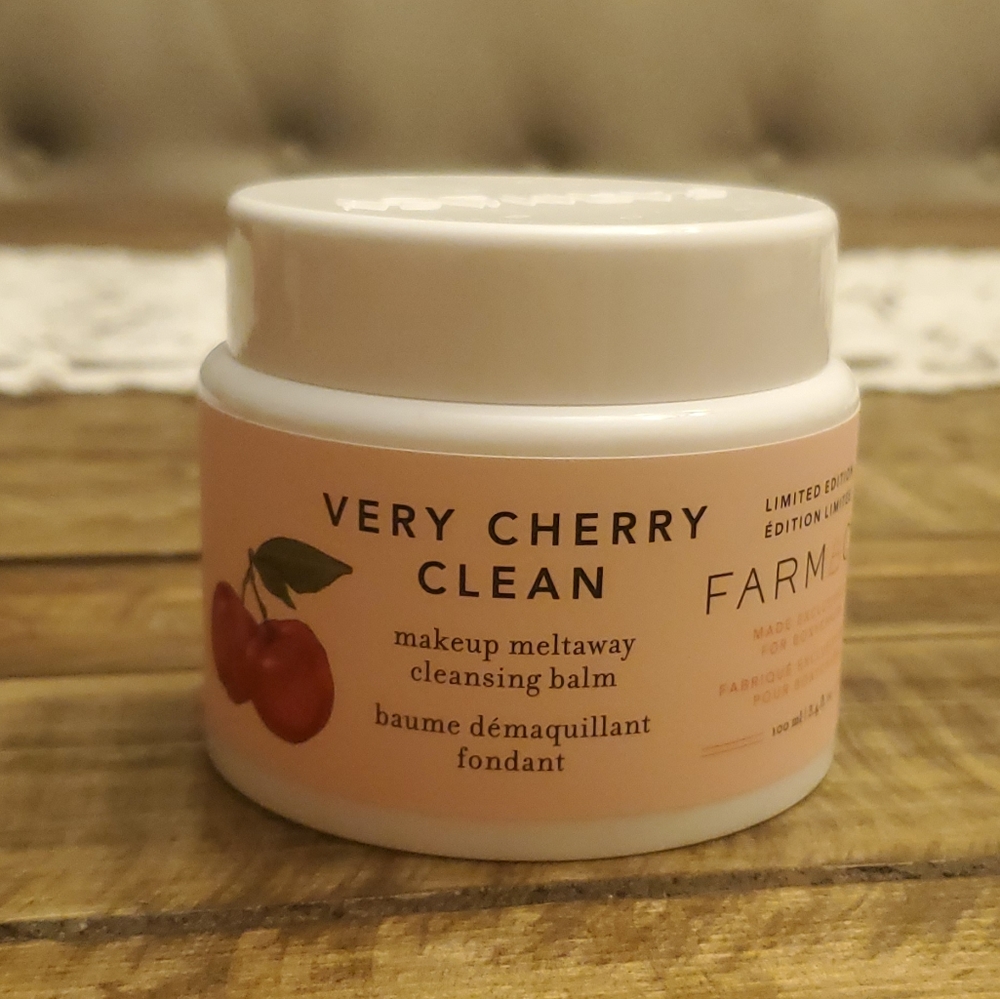 Farmacy cleanser